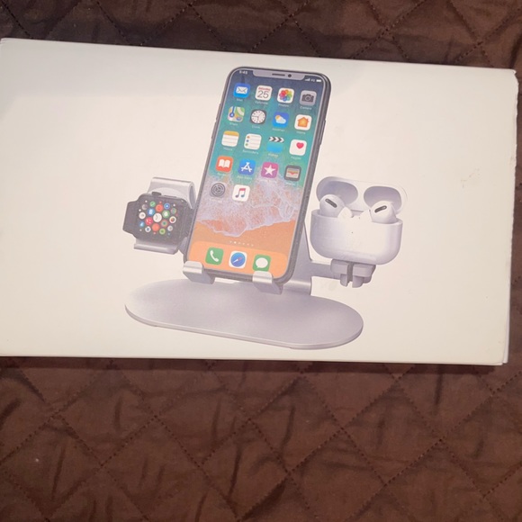 *BRAND NEW* 3 in 1 Aluminum Charging Station - Picture 3 of 12